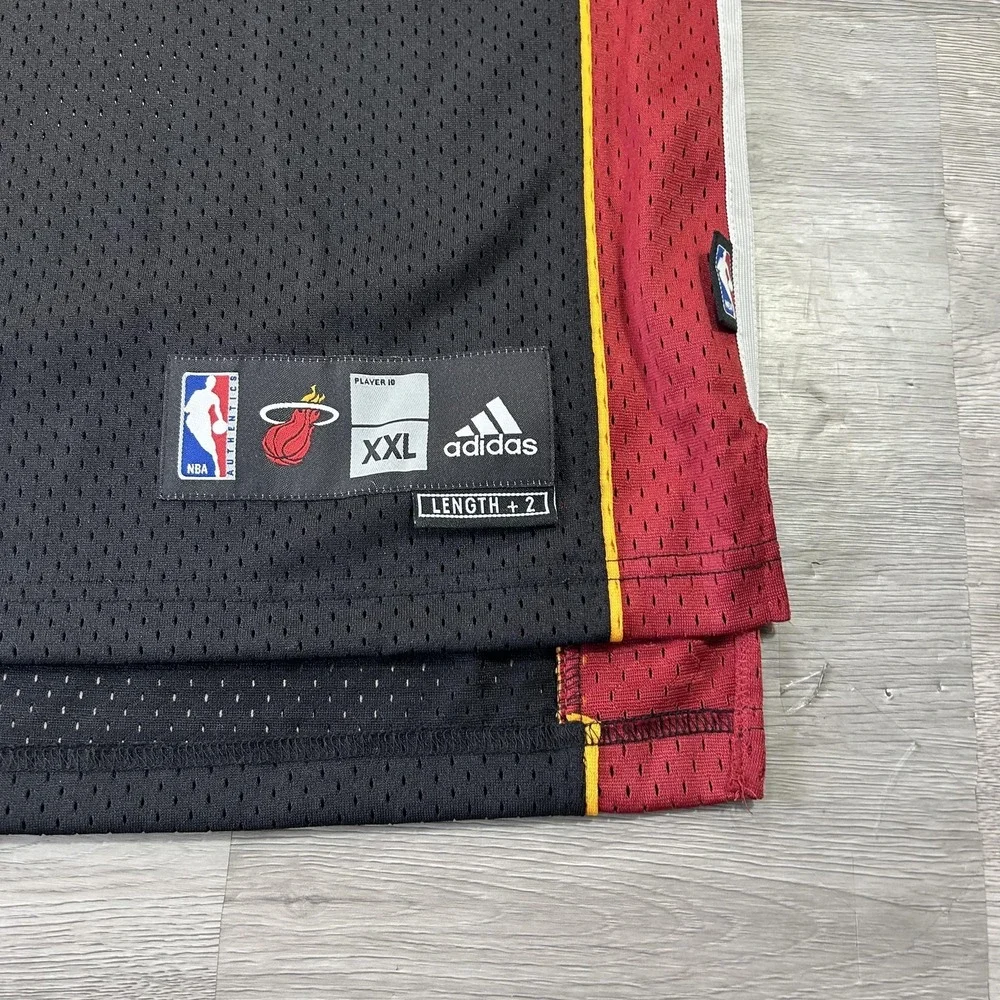 NEW Dwyane Wade 3 Miami Heat Jersey Mens 2XL‎ Black NBA Basketball Adidas